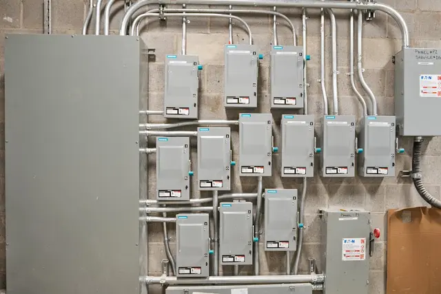Foxwood Electric - Toronto Electrician